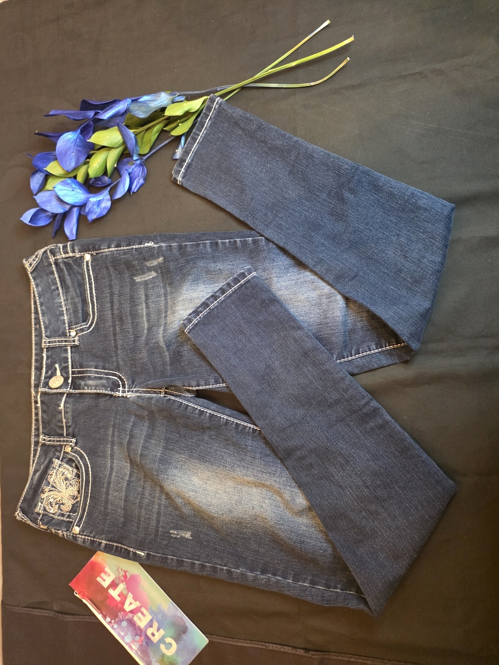 Women’s Dark Blue Stretch Jeans - Vanity Size 28/32